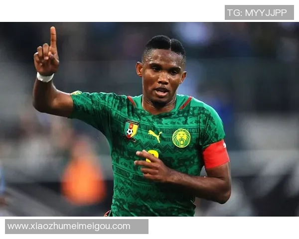 球星街头穿搭与足球运动休闲风格的完美融合探讨 球星街头穿搭与足球运动休闲风格的完美融合探讨